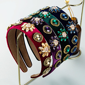Bandeau à fleurs en velours de mode vintage baroque - accessoire pour cheveux simple et polyvalent.