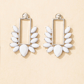 Boucles d'oreilles carrées en diamant blanc pour femme - bijoux fantaisie élégants et chics