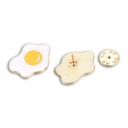 Pin de esmalte en forma de huevos fritos, Insignia de comida de imitación de aleación chapada en oro claro para ropa de mochila, libre y sin plomo níquel