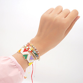 Boho Rainbow Heart Pearl Bracelet with Tila Beads - Natural and Versatile
