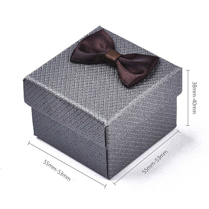 Картонные коробки кольцо, с лентой-бантом снаружи и черной губкой внутри, квадратный