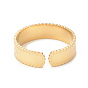 Chapado en iones (ip) 304 anillo de puño abierto con diseño de rombos de acero inoxidable para mujer