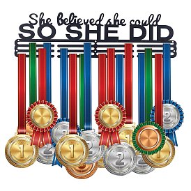 Support de cintre d'affichage de support de médaille de fer, elle croyait pouvoir le faire alors elle a fait un support mural pour porte-médaille