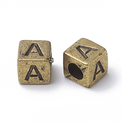 Perles acryliques de style antique, trou horizontal, cube avec la lettre initiale