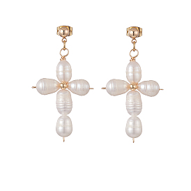 Boucles d'oreilles pendantes en forme de croix avec perles naturelles, bijoux en fil de laiton doré pour femmes, sans plomb et sans cadmium et sans nickel
