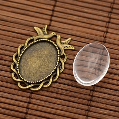 Ajustes de bisel pendiente de la aleación de aves cabujón de época de estilo tibetano y cabujones de cristal ovales transparentes, sin níquel, Bandeja: 25x18 mm, 38x27x2 mm, agujero: 4 mm, cabujones de vidrio: 25x18x5 mm