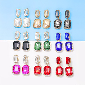 Boucles d'oreilles à tige carrées géométriques avec pierre de verre strass, Bijoux d'oreilles exagérés vintage européens et américains pour femmes.