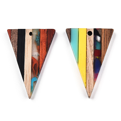 Pendentifs en résine transparente et bois de noyer, charme triangulaire