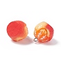 Colgantes de la resina opacos, encantos de mandarina, con aros de hierro en tono platino, fruta de imitación