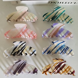Colorful Acrylic Hair Clip with Minimalist Design and Large Oval Shape for Women's Hairstyles