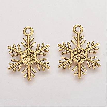 Tibetan Style Alloy Pendants, Cadmium Free & Lead Free, Snowflake, for Christmas, 26x19x2mm, Hole: 2mm