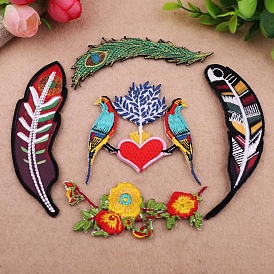 Apliques de plumas/corazones/flores, parches de tela bordados, pegar en parche, accesorios de vestuario