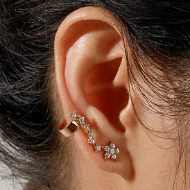 Fashionable European and American Star Ear Clip Earrings with Inlaid Diamonds