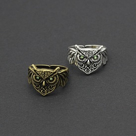 Emerald Rhinestone Owl Finger Ring, Alloy Jewelry for Women
