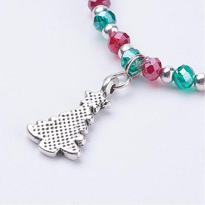 Bracelets de charme sur le thème de Noël, avec du fer, perles de verre à facettes et pendentifs en alliage