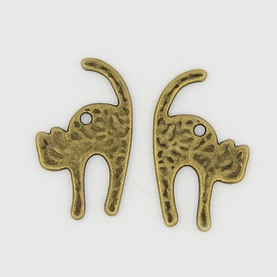 Hammered Tibetan Style Alloy Kitten Pendants, Bumpy, Cat with Arched Back Shape, Lead Free and Cadmium Free, 27x16x1mm, Hole: 2mm, about 790pcs/1000g
