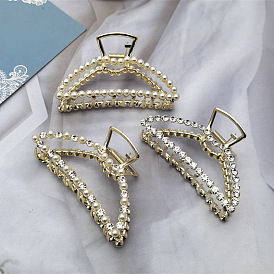 Elegant French Hair Clip with Rhinestone and Pearl Decoration