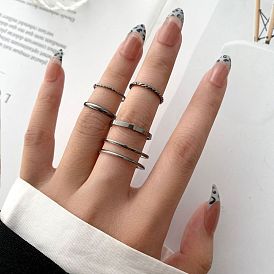 Minimalist Multi-Joint Black Ring Set for Women - 5 Pieces Creative Design