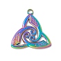 Placage ionique (ip) 304 pendentifs en acier inoxydable, charmes de noeud de la trinité