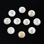 Perles de coquillages naturels d'eau douce, avec ornements en métal gravé en laiton doré, plat rond avec la lettre, couleur de coquillage