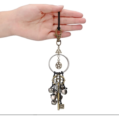 Creative Alloy Witch Bells Wind Chimes Door Pendant Decoration, Antique Magic Keys Charms, for Home Protection Kitchen Decoration Bell