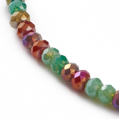 Bracelets extensibles en perles de verre rondelles à facettes, avec des perles coeur en coquillage naturel et des perles rondes en laiton