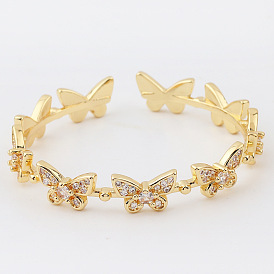 Bracelet papillon étincelant avec micro pierres de zircon incrustées - bijoux à la mode et élégants