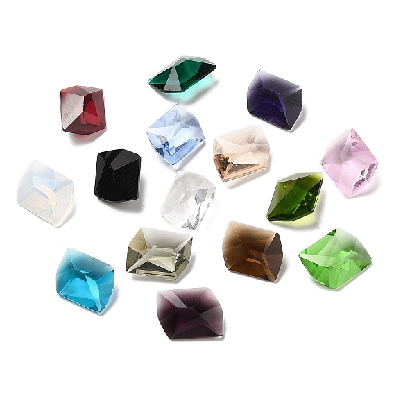 Señaló hacia cabujones de diamantes de imitación de cristal, facetados, polígono