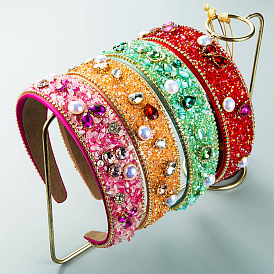 Bandeau en strass avec chaîne de perles de cristal à la mode - épingle à cheveux de rue pour femmes.