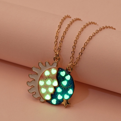 2 комплект ожерелий с подвесками из светящейся эмали в виде солнца и луны, Светящиеся в темноте магнитные украшения из сплава для детей