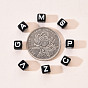 Perles de lettres acryliques artisanales noires, cube avec lettre mixte blanche