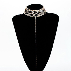 Ожерелье-чокер со сверкающими кристаллами для женщин - сексуальная цепочка на ключицу для ночного клуба со стразами и гламурным европейским стилем (n372)