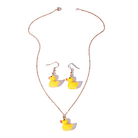 Cute Duck Earrings and Necklace Set, Fashionable Animal Jewelry for Women