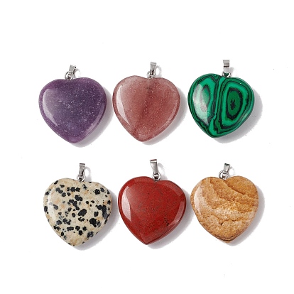 Pendentifs de pierres précieuses naturelles et synthétiques, avec les accessoires en laiton de tonalité de platine, charme coeur, mélangé teint et non teint
