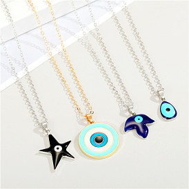 Evil Eye Necklace: Stylish and Minimalistic Resin Pendant with Oil Drop Effect, Quirky Collarbone Chain.