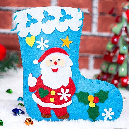 Kits de calcetines navideños de tela no tejida diy con patrón de muñeco de nieve/pingüino/reno, incluyendo tela, aguja, cable