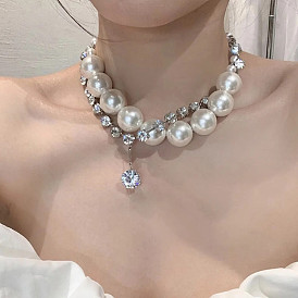 Fashionable Double-layer Locking Collar Necklace with Pearl and Zircon - Elegant and Trendy