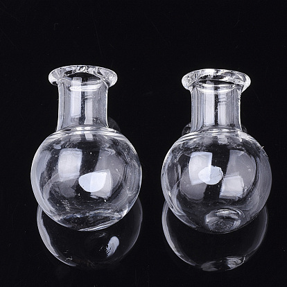 Globe en verre soufflé à la main, pour faire des bouteilles