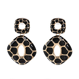 Vintage Geometric Elegant Alloy Drop Earrings for Women - Unique Personality Jewelry