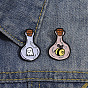 Alfileres de esmalte, Insignia de dibujos animados de aleación negra para ropa de mochila., botella