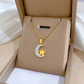Minimalist Gold Necklace for Women, Moon and Star Pendant - Elegant and Delicate.