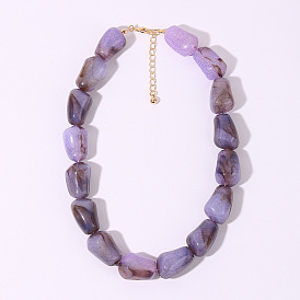 Bold Handmade Acrylic Necklace with Unique Cracked Beads for Women's Fashion Statement