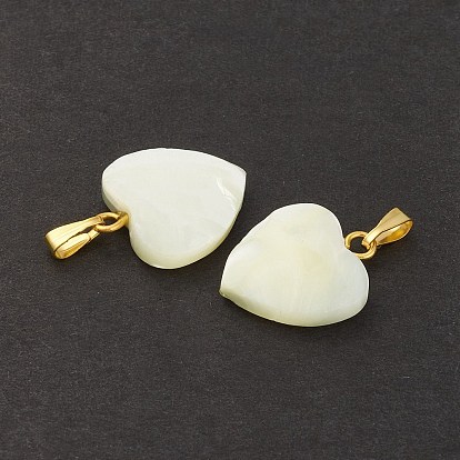 Pendentifs en coquillage / coquille de trochus naturel, charmes de coeur, avec les accessoires en fer de ton or