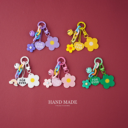 Adorable Acrylic Flower Keychain for Women's Bags and Cars - Delicate Car Accessory