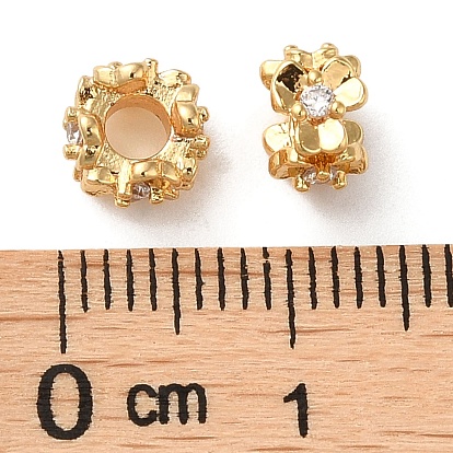 Micro en laiton pavent des perles cubes de zircone, anneau avec fleur