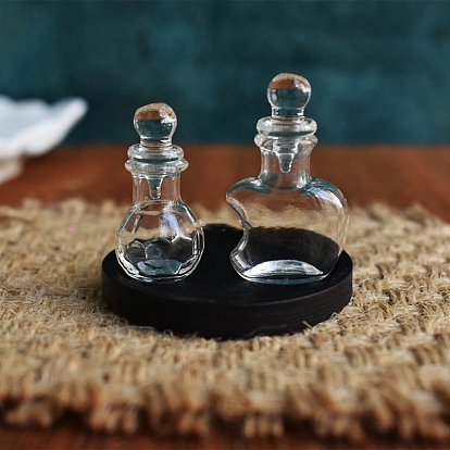 Décorations d'affichage de vaisselle de mini bouteille en verre, avec plateau en bois noir, pour les maisons de poupées