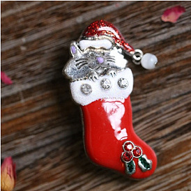 Colorful Christmas Cat Oil Pin for Festive Stockings and Boots - Cute Holiday Accessory