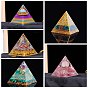 Générateurs d'énergie de résine, pyramide d'orgonite de puces de pierre gemme de reiki pour la décoration de bureau à la maison