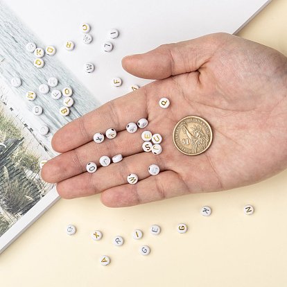 Perles acryliques plaquées, métal enlacée, mélange de lettres, plat rond
