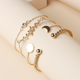 Boho Chic Metal Moon Bracelet Set for Women - Golden Ethnic Fashion Jewelry